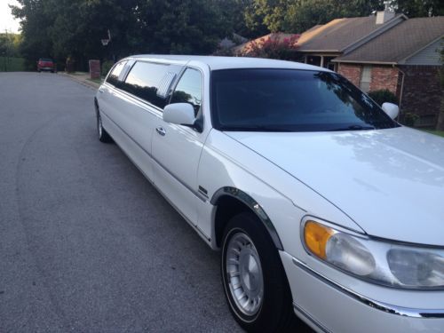 120&#034; stretch limo/ 99 lincoln town car