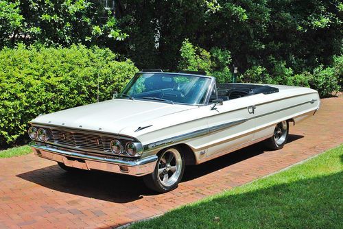 Absluetly stunning 1964 ford galaxie xl 500 convertible 390 v-8 buckets console