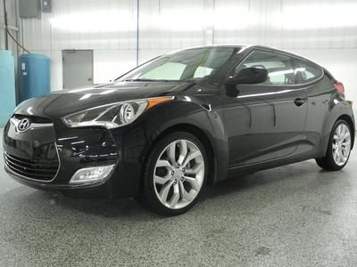Sharp black veloster! dimension stereo! sunroof, bluetooth, and 18'' wheels too!