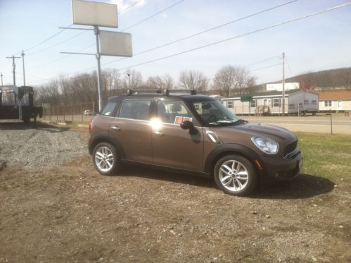 2011 mini cooper s all4 countryman: 21,700 miles   one owner