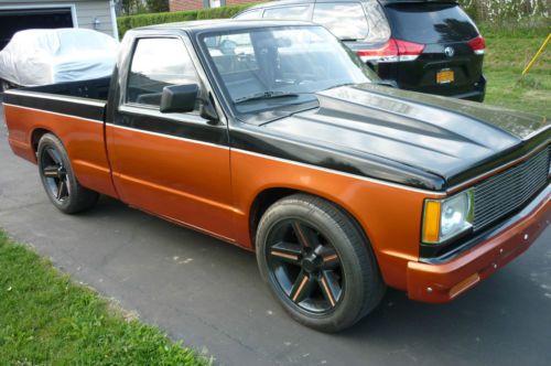 1985 chevy s10 custom, v8, shaved door handles, 18 inch wheels