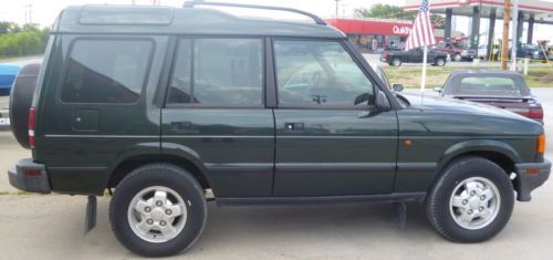 1995 land rover discovery base sport utility 4-door 3.9l, one owner!!