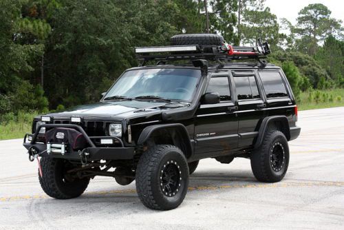 2001 jeep cherokee xj full custom!! loaded!!! 4.0l 4x4 excellent condition!!