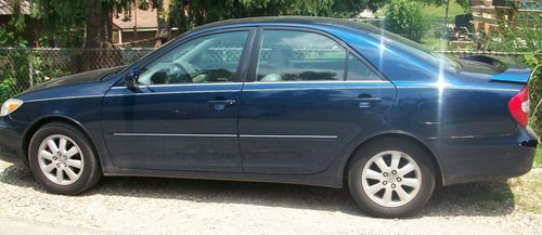 2004 toyota camry xle sedan 4-door 2.4l