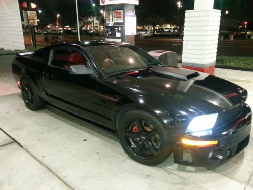 Reduced++video blk sexy 05 mustang gt premium + tons of mods+ red leather