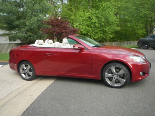 Price reduced 2010 lexus is350 c, only 32,400 miles, new tires