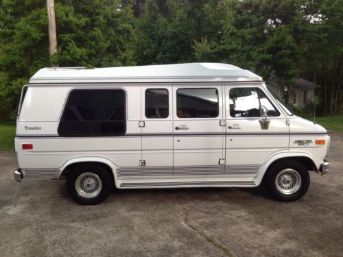 1995 chevrolet g20 conversion high top van by traveler - one owner!