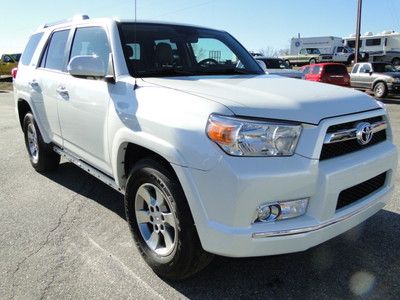 2011 toyota 4 runner sr-5  3rd seat repairable salvage title damage rebuildable
