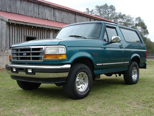 1996 ford bronco xlt 4x4 - no reserve! nice truck!