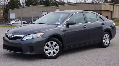 7-days only '11 toyota camry hybrid fac war low mi "no reserve" make an offer!!!