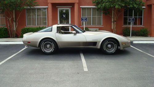 Gorgeous 1982 corvette collector edition coupe ncrs top flight