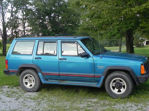 1993 Jeep cherokee sport 4x4