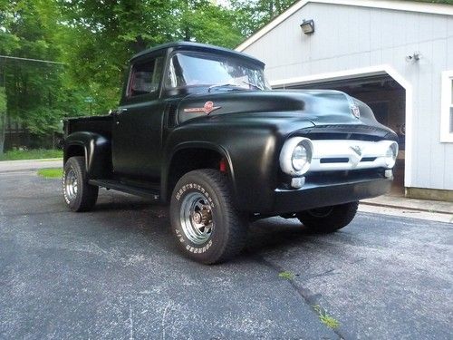 1956 ford f-100 with 460 and 4x4