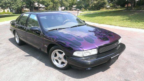 96 1996 chevy chevrolet impala ss black 31k original miles - lots of custom work
