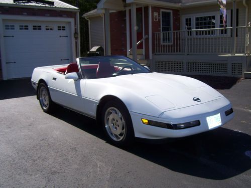 1995 corvette convertible, top condition, freshly serviced price lowered to sell
