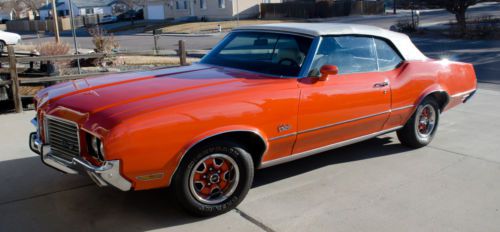 Collector cars, convertible, muscle cars, 70&#039;s, restored, oldsmobile, two door