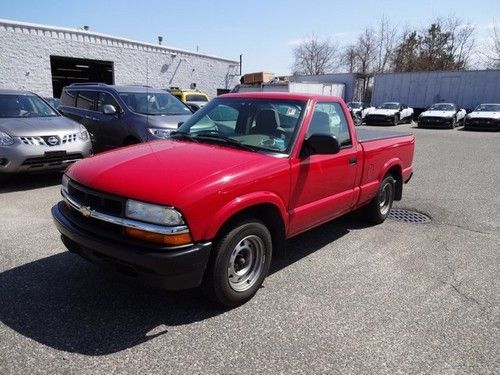 2003 chevrolet s-10 ls s10 regular cab clean! worldwide shippinh. 2wd