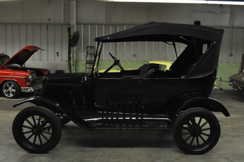 1924 ford model t touring car