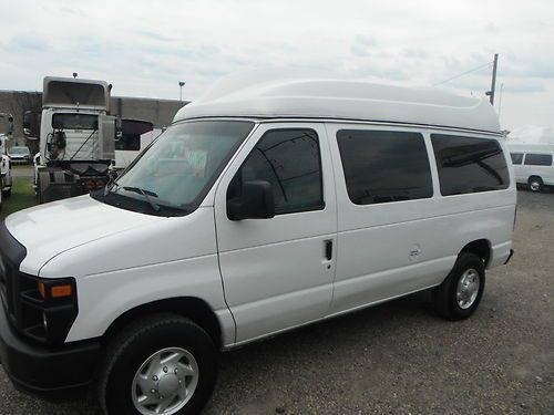 09 ford e-250 isle seating airport shuttle school bus seating 12 passenger 81k