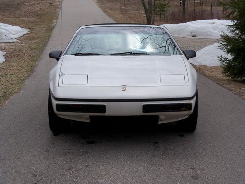 1984 pontiac fiero 2.5l 2m4 4 speed manual original condition