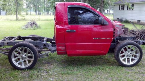 2004 dodge ram srt 10 regular cab wrecked truck fixer dana salvage papers viper