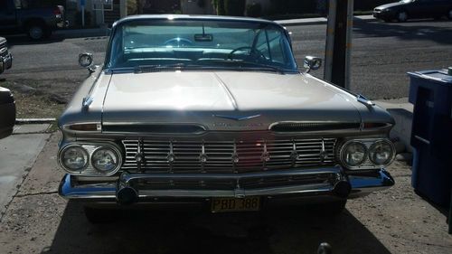 1959 chevrolet impala base hardtop 2-door 5.7l