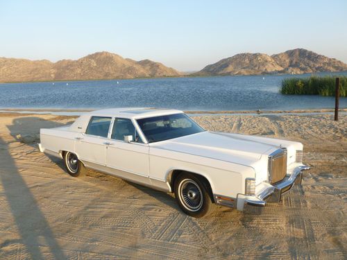 1979 lincoln town car collector series