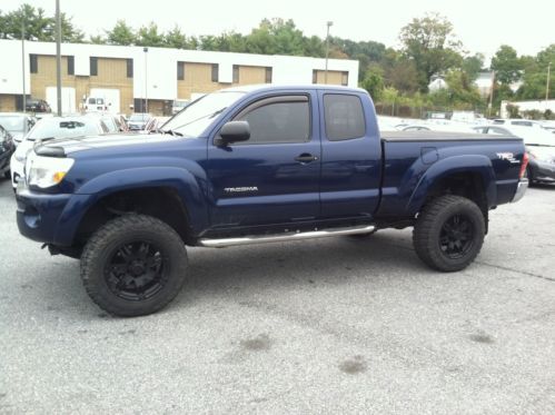 2006 toyota tacoma base extended cab pickup 4-door 4.0l