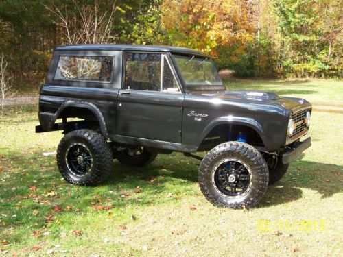 1971 ford bronco with triton efi 5.4 litre v-8 automatic w/overdrive