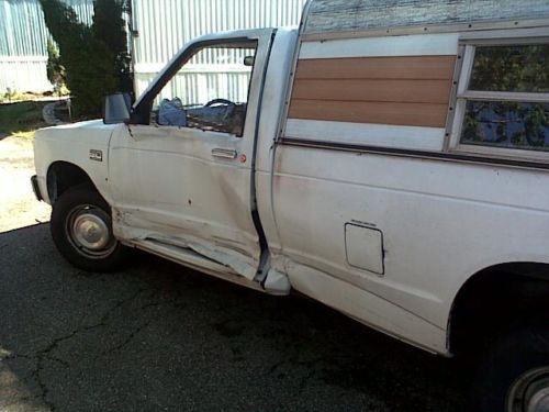 1985 chevy s10  pickup truck  for rebuilding or parts
