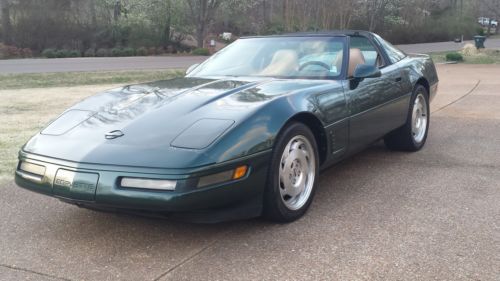 1995 corvette.. no reserve.. $1 starting bid ..  polo green &amp; tan leather
