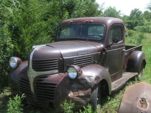 1946 dodge pick-up truck