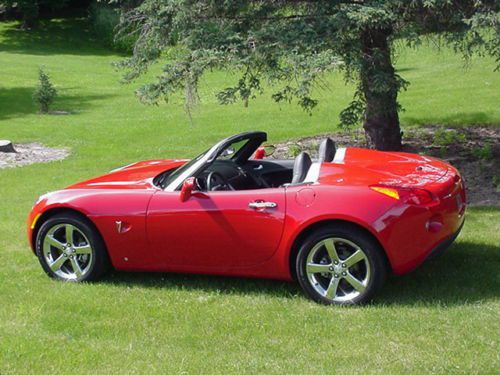 2007 pontiac solstice, creampuff, pampered one owner, none nicer !!!!
