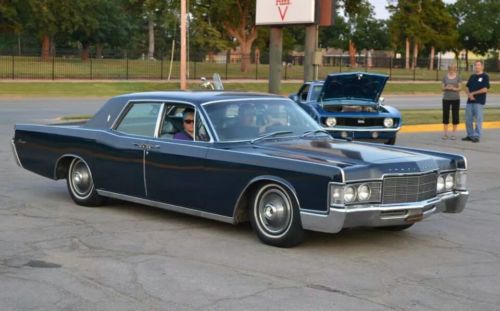 1969 lincoln continental base 7.5l low miles all original