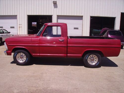 1969 ford f-100 truck built 390 3 speed on column new tires nice solid truck