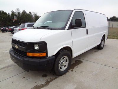 Not salvage o8 chevy express cargo van 1500 clean title no reserve not salvage