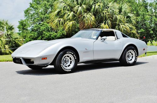 Simply beautiful low miles 1979 chevrolet corvette t-tops must see drive sweet