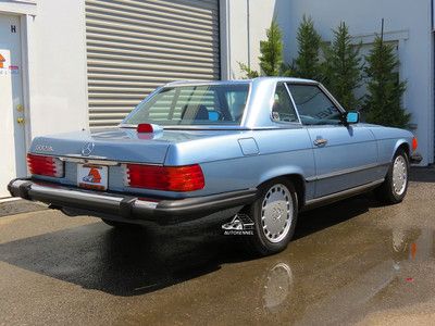 1987 mercedes benz 560sl very clean 1-owner for over 20 years. a/c blows cold!