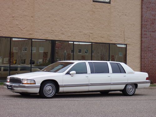 Very rare!!  1992 superior buick roadmaster 6-door limousine 5.7l  low miles!!