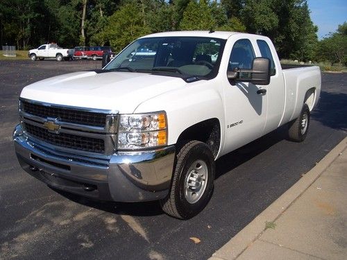 2009 chevy 2500hd extended cab one owner fleet maintained and runs great