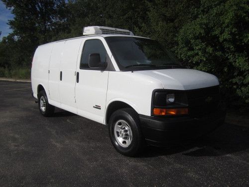 2006 chevrolet express 3500 1-ton refrigerated cargo van 6.6l diesel thermo king
