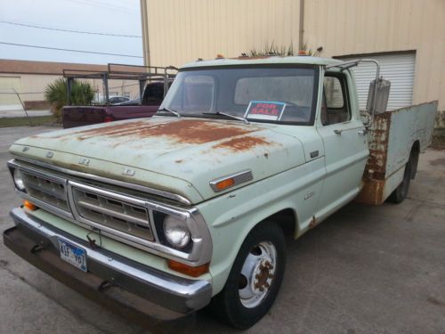 Classic ford 3500 dually 1968 pickup purchased from original seller 68000 miles