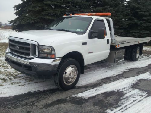 2003 ford flatbed w/wheel lift diesel  automatic must see  very clean