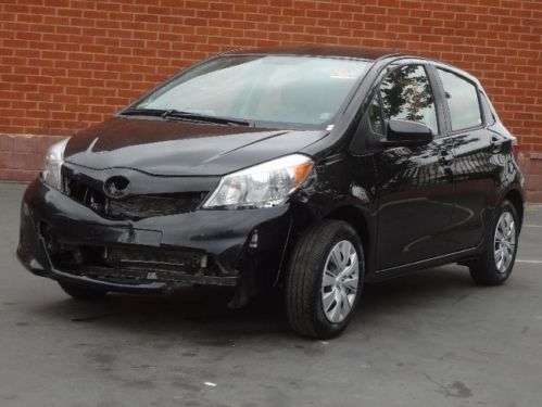 2013 toyota yaris le damaged salvage economical starts only priced to sell l@@k!