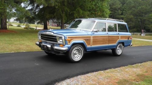 Ultra rare spinnaker blue 1991 grand wagoneer with factory sunroof no reserve!!!