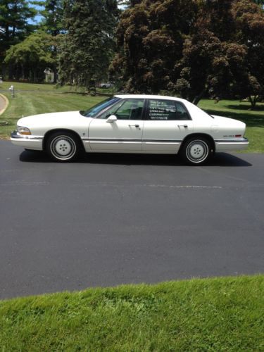 1992 buick park avenue ultra sedan supercharged showroom condition one owner