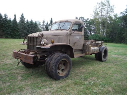 Very rare!!  1942 chevy cckw military truck with dual front tires!
