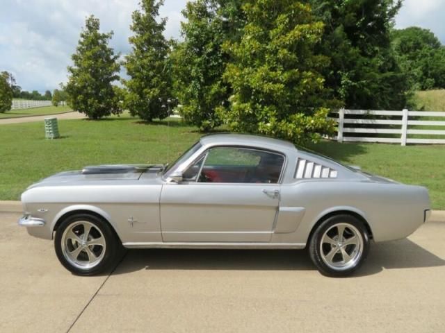 1965 ford mustang gt350 fastback 2+2
