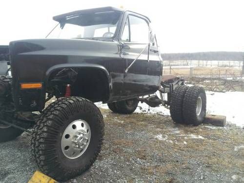 '87 dually lifted project mud truck