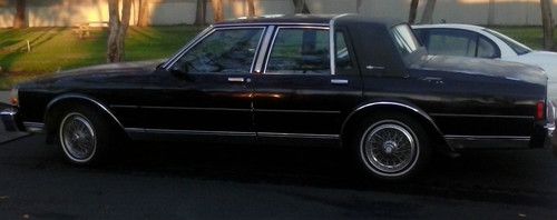 1989 chevy caprice classis brougham ls with moon roof